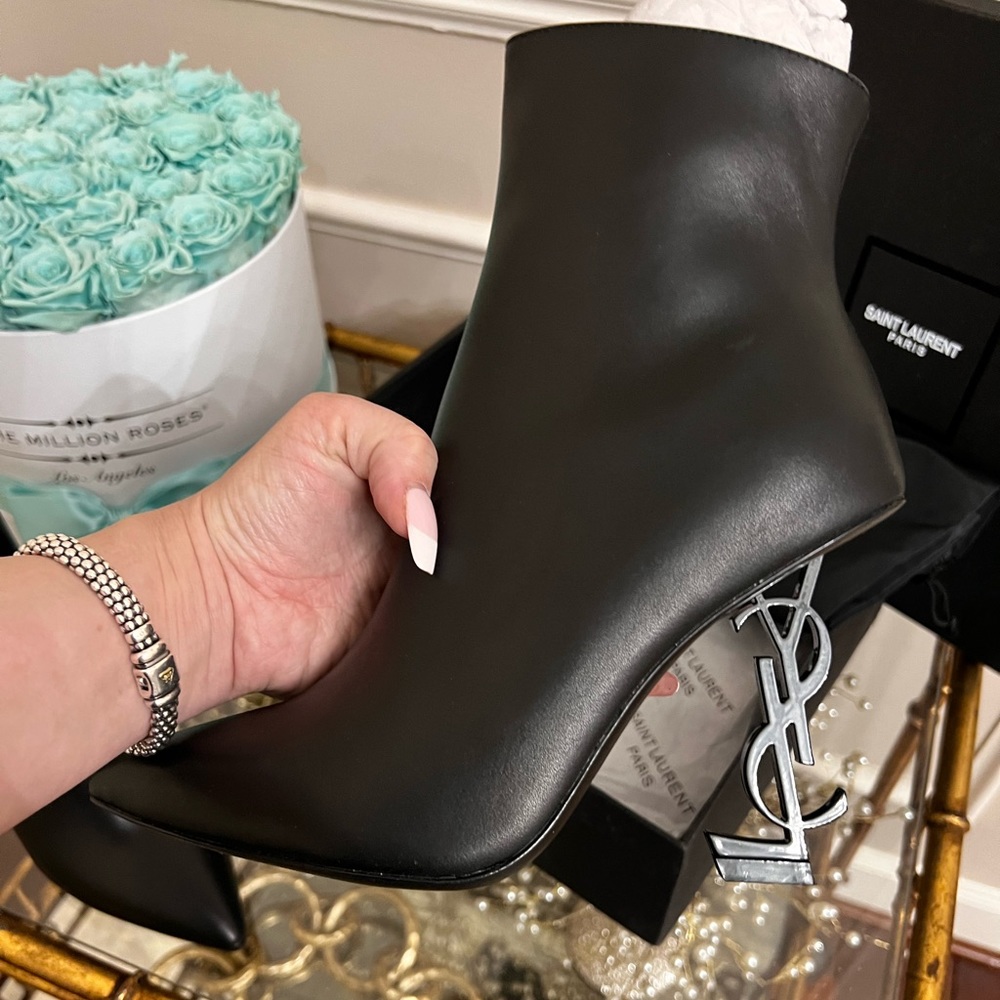 YSL opium I N S P O  booties size39